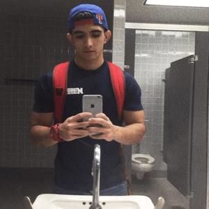 Meet your Posher, Cris